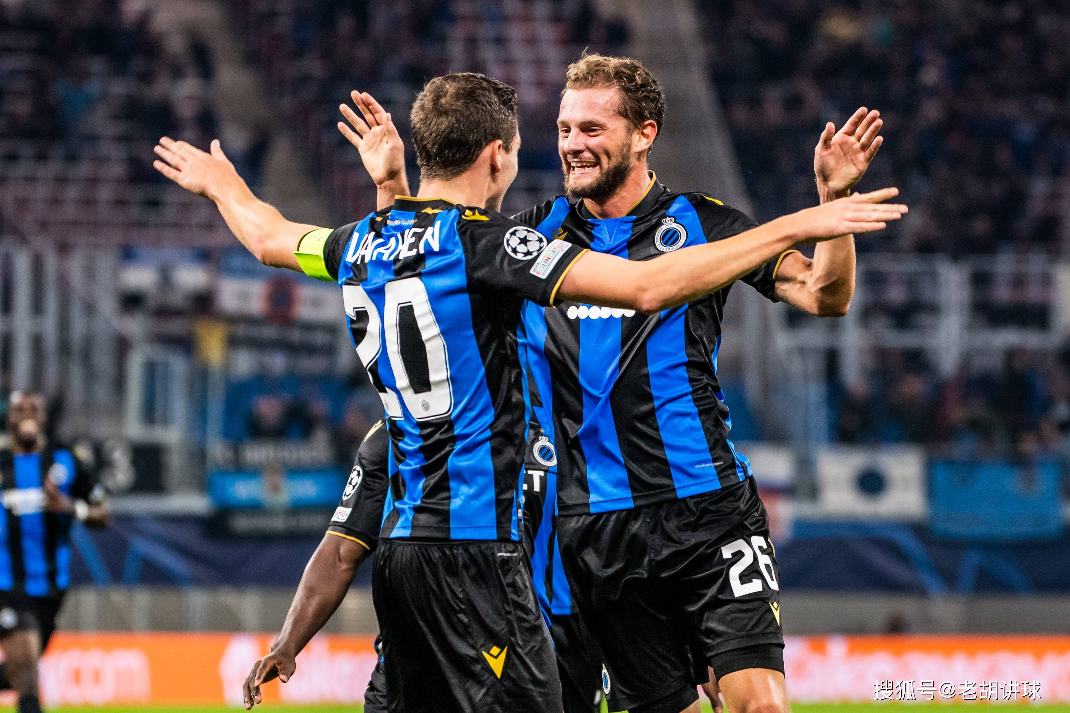 包含赛地聚焦:欧超杯窗口期热度飙升;奥兰多魔术刷新队史纪录;话题不断;赛程密集仍需轮换的词条 包含赛地聚焦:欧超杯窗口期热度飙升;奥兰多魔术刷新队史纪录;话题不断;赛程密集仍需轮换的词条