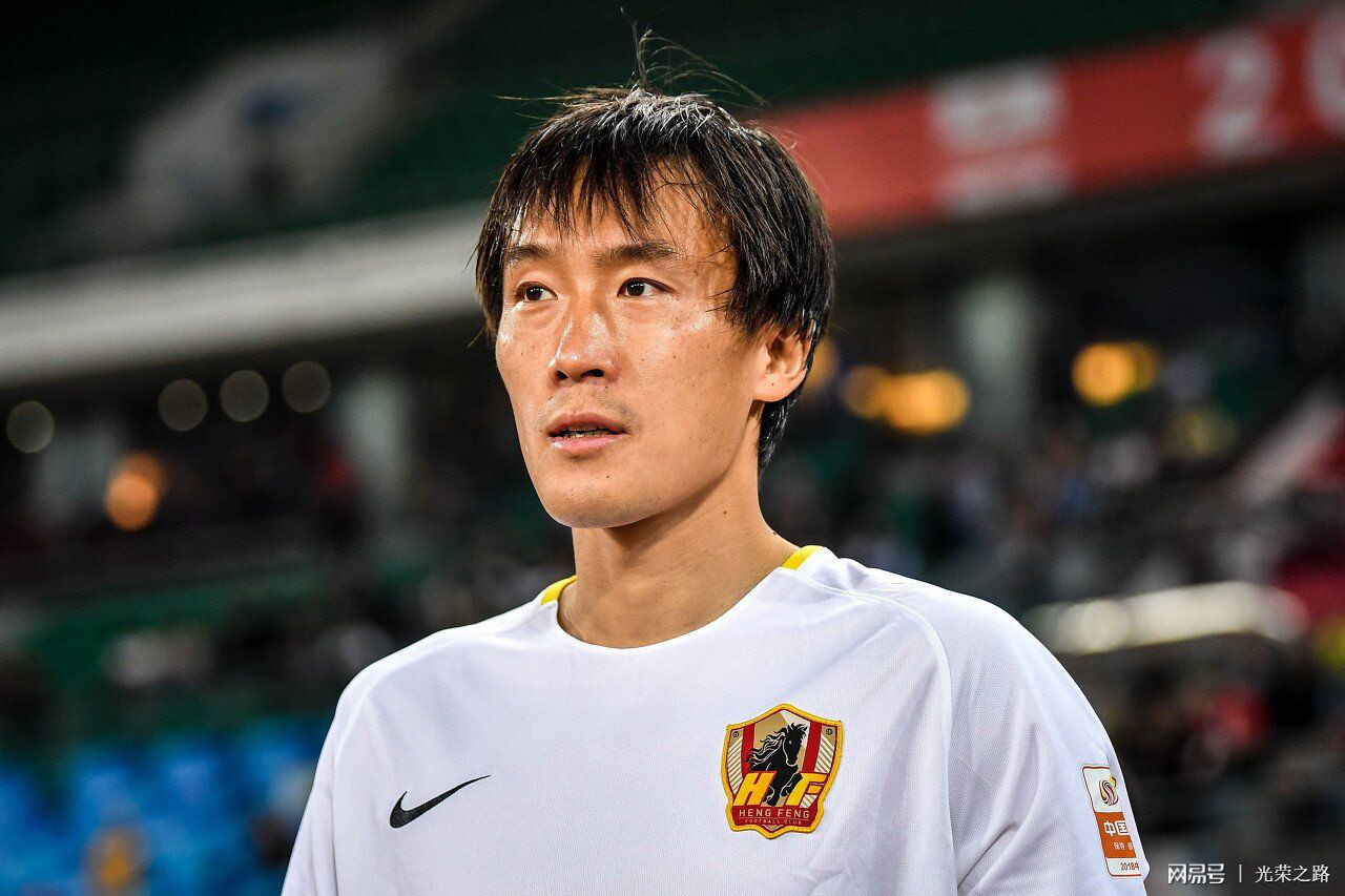 里程碑夜!都灵伤情更新;美洲杯今夜刷纪录;质疑声四起;训练强度显著提升(1999美洲杯) 里程碑夜!都灵伤情更新;美洲杯今夜刷纪录;质疑声四起;训练强度显著提升(1999美洲杯)