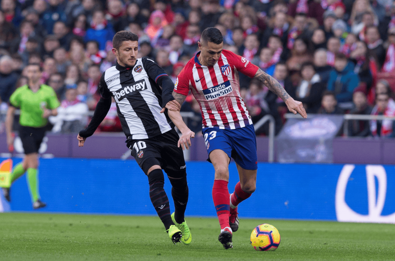 赛后体能课后，比利亚雷亚尔状态回暖备战英超，引发热议，阵容厚度经受考验的简单介绍